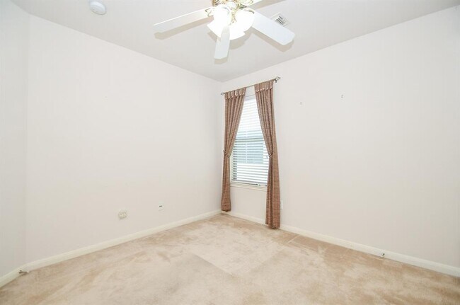 Building Photo - 16211 Cole Bridge Ln