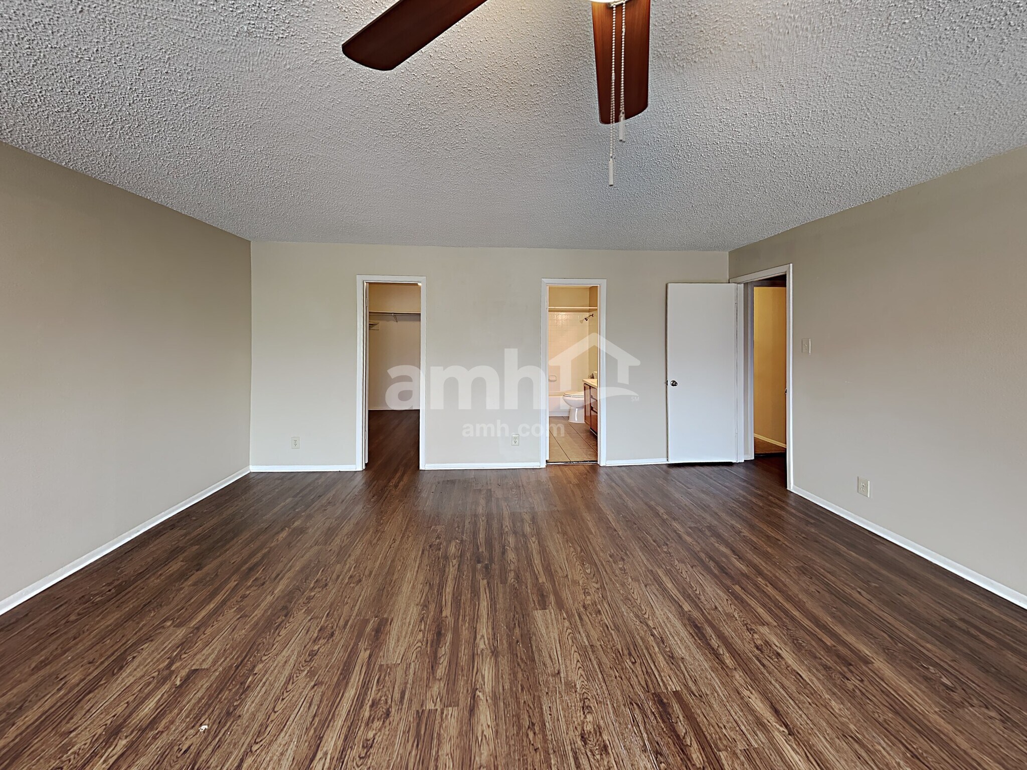 Building Photo - 6678 Snow Meadow Dr