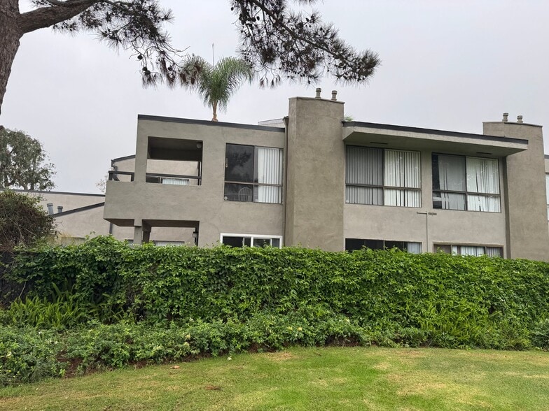 Building Photo - 2151 Pacific Ave