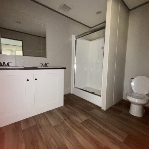 Building Photo - 200 Oakleigh Dr