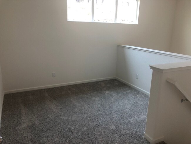 Building Photo - BEAUTIFUL HOME IN FOLSOM IN GATED COMMUNITY!!