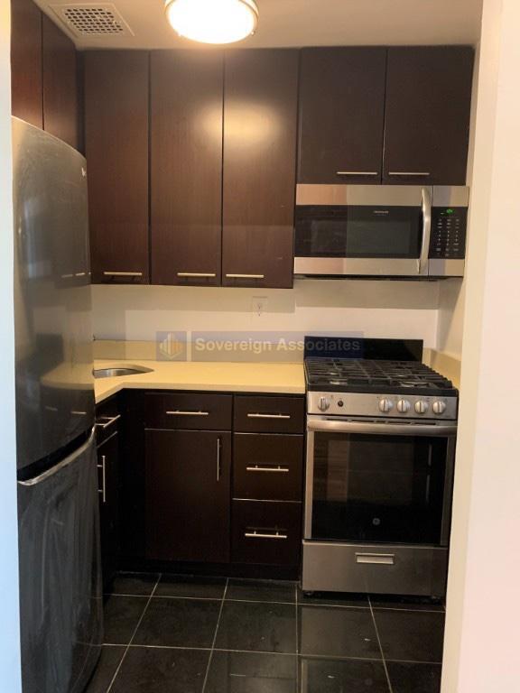 Building Photo - 151 West 82nd Street