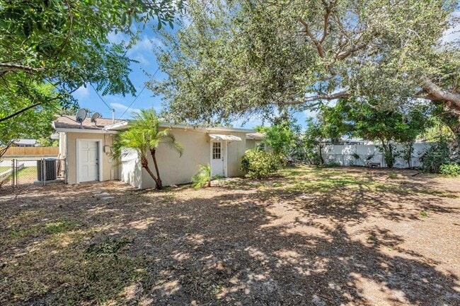 Building Photo - 8793 113th St