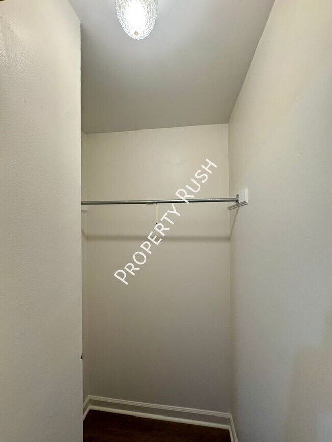 Building Photo - 6018 Champion Rd