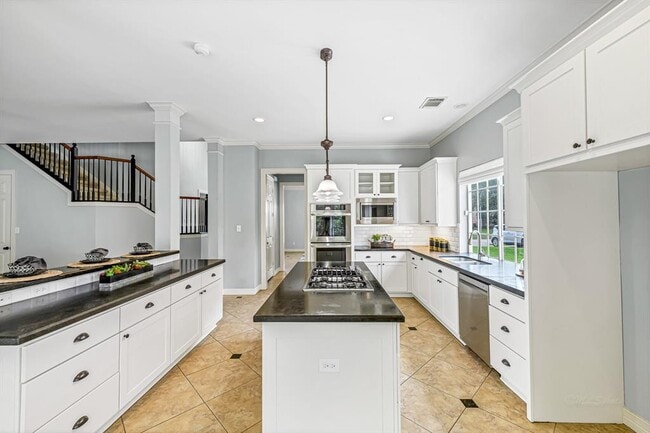 Building Photo - 4602 Gladesdale Park Ln