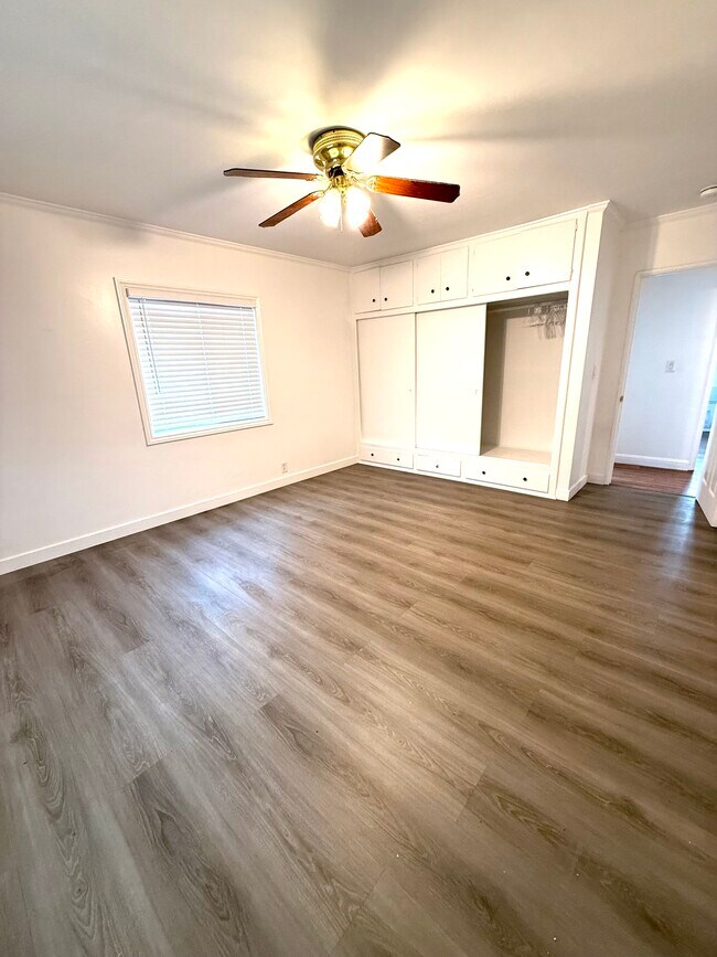 Building Photo - 12622 Fletcher Dr