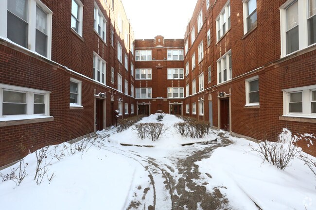 Building Photo - 4709-4715 W Belmont Ave