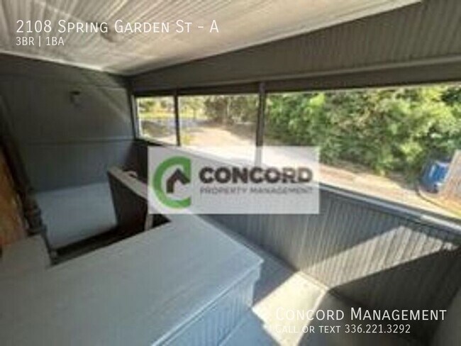 Building Photo - 2108 Spring Garden St