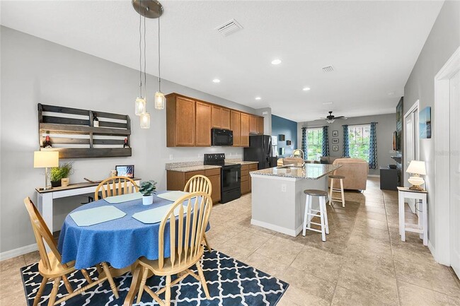 Building Photo - 7254 Duxbury Ln