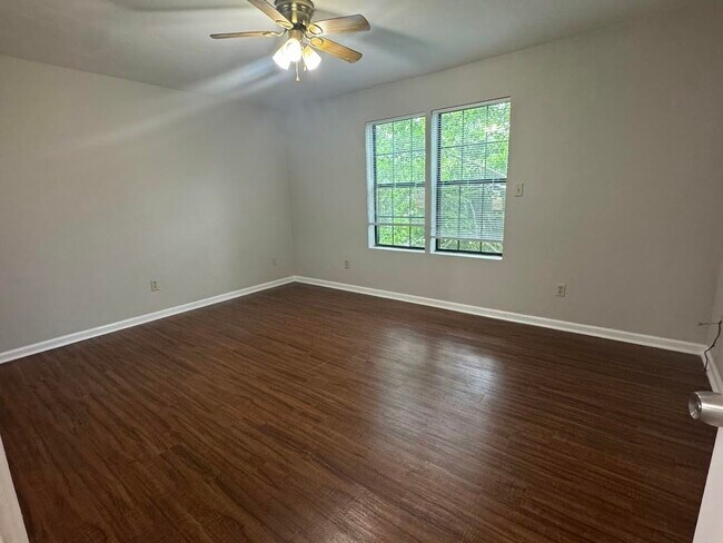 Building Photo - 1445 Willow Bend Way