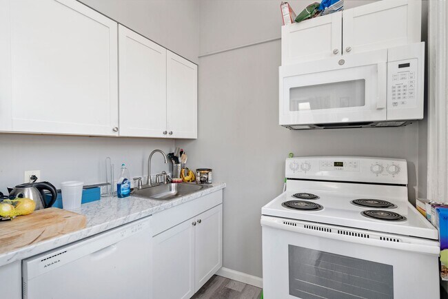 Building Photo - 23 Bedford Square