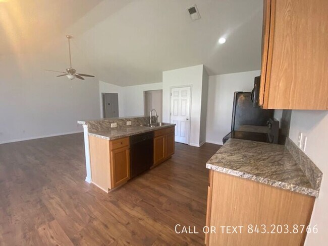 Building Photo - 1604 Ashley Ct