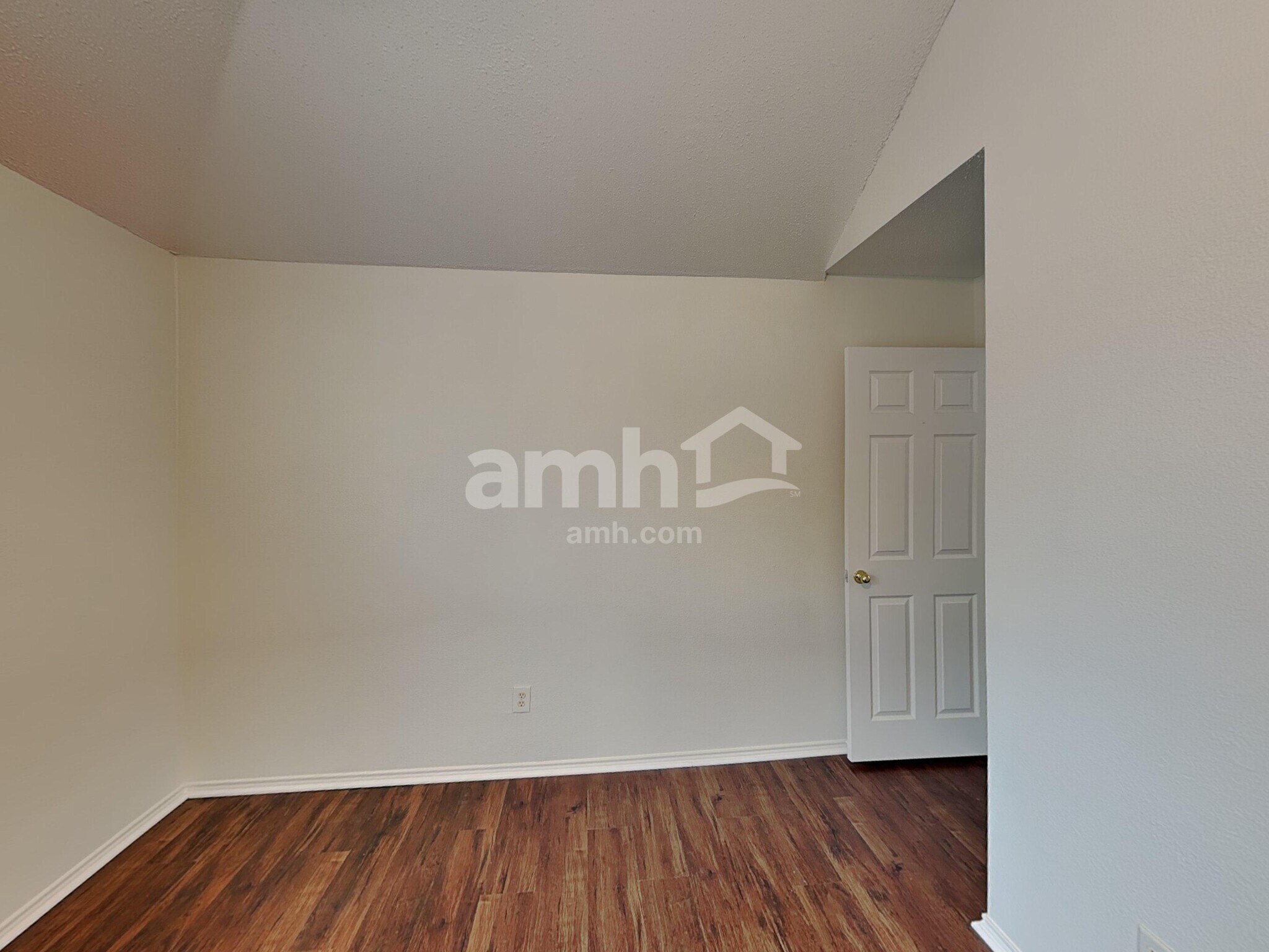 Building Photo - 200 Rock Prairie Ln