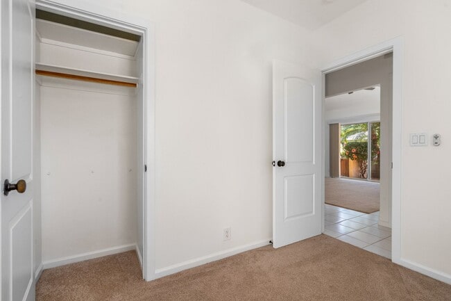 Building Photo - 2 Bedroom, 1 Bathroom Cottage in Kihei!