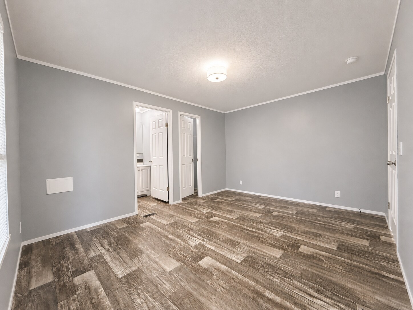Building Photo - 11853 Cascade Cir