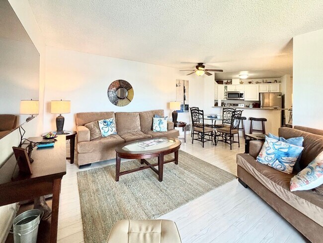 Building Photo - 1 Bedroom | Resort-Style Amenities | Walk to the Beach | Channel Islands Waterfront | Monthly Fur...
