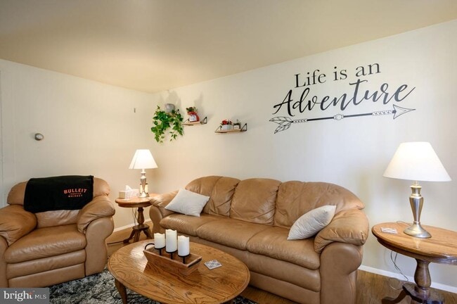 Building Photo - 137 Roberta Jean Ave