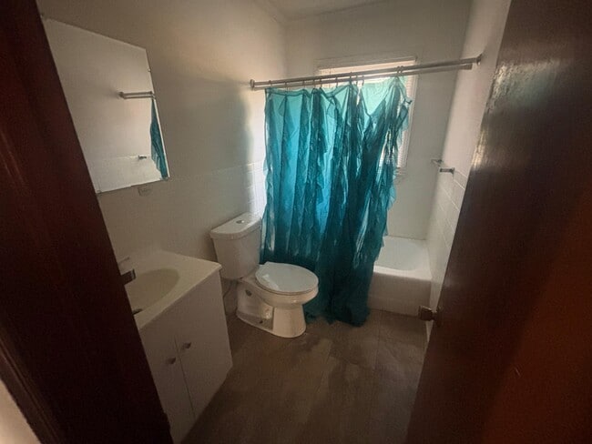 Building Photo - 2979 Laney Ave