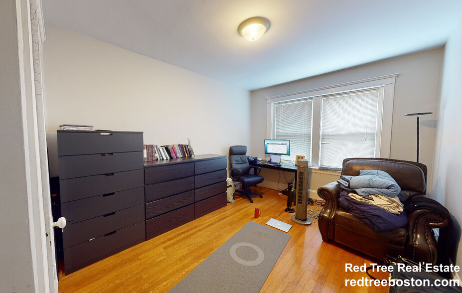 Apt 5 - 8 Gray St