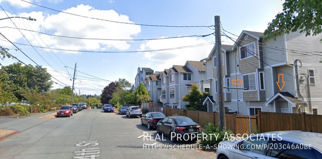 Building Photo - 1131A N 94th St,-