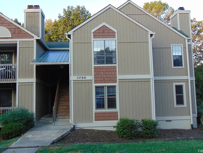 Building Photo - 3700 Chimney Ridge Pl
