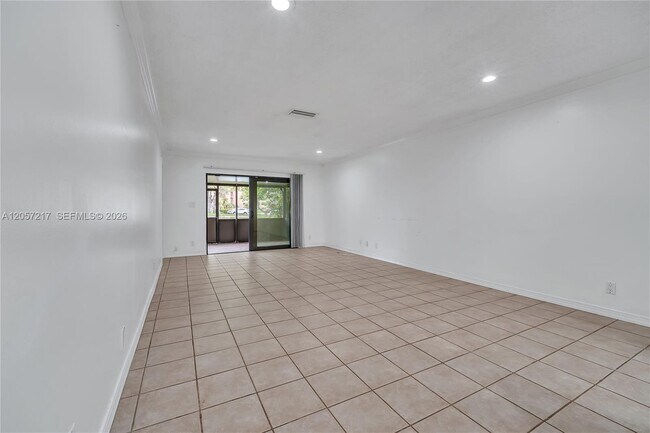 Building Photo - 2950 NW 106th Ave