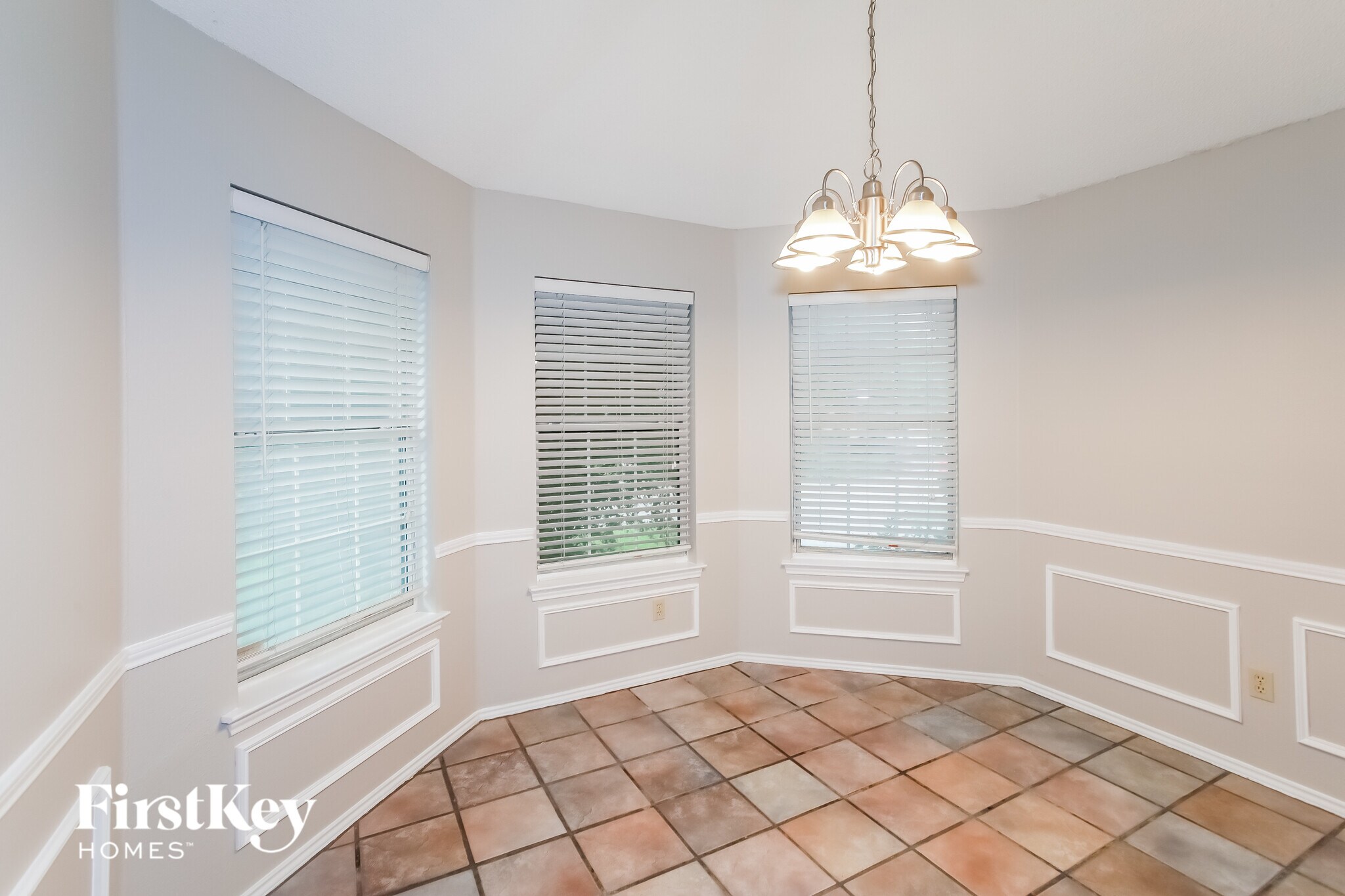 Building Photo - 4641 Goldrock Dr