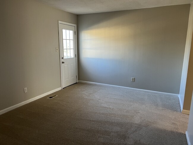 Building Photo - 2644 WMS Grant Reynolds Rd