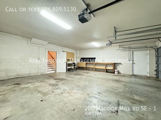 Building Photo - 200 Maddox Mill Rd SE