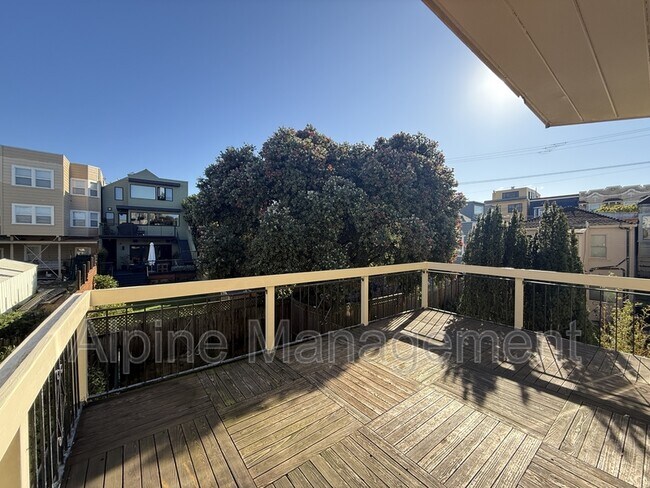 Building Photo - 480 22nd Ave