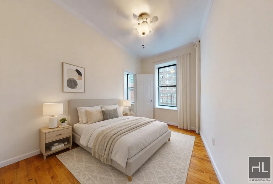 Building Photo - East 38th Street