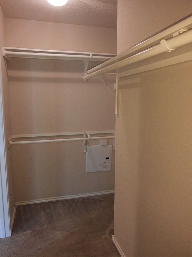 Building Photo - Well Maintained 3 Bedroom Home in Converse
