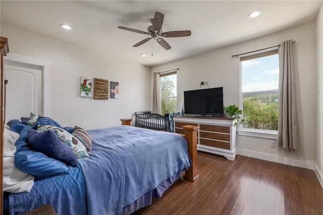 Building Photo - 8005 Flintlock Cir