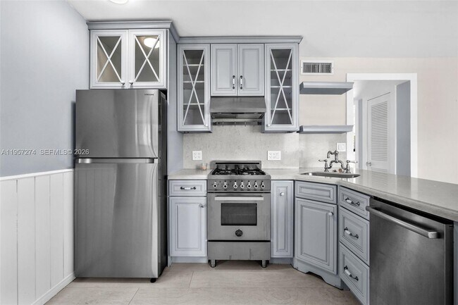 Building Photo - 3265 Virginia St