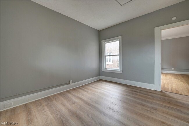 Building Photo - 14120 Superior Rd