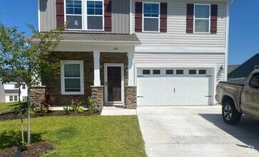 Building Photo - Magnificent Home in The Paddocks at Woodcr...