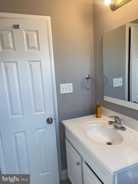 Building Photo - 5104 McFaul Rd