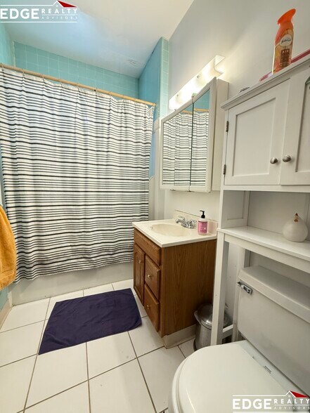 Building Photo - 95 Gardner St