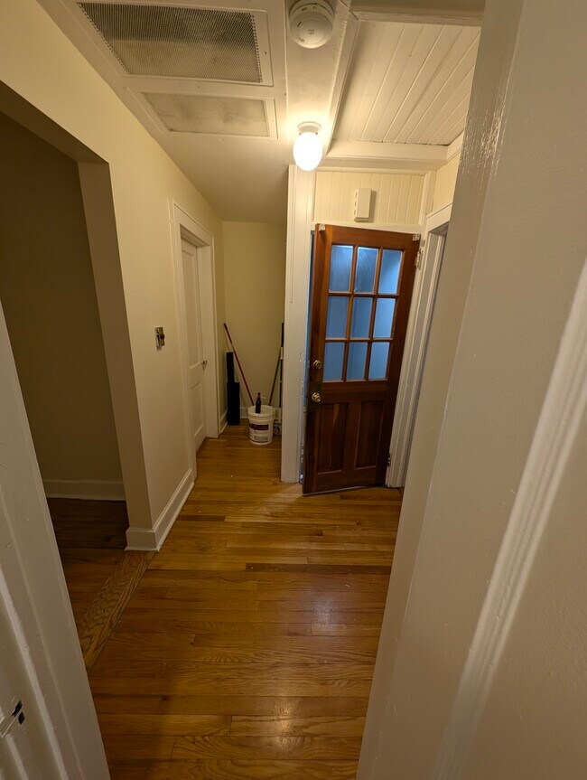 3rd bedroom, coat/hat/umbrella area, stairs - 268 2nd St