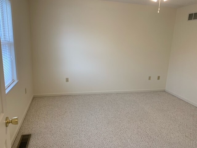 2nd Bedroom - 5 Mruck St