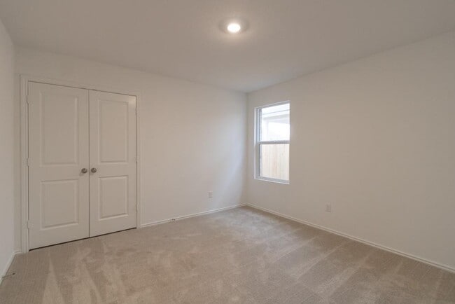 Building Photo - 309 Canley Lp