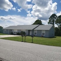 Building Photo - 31266 Fernway St