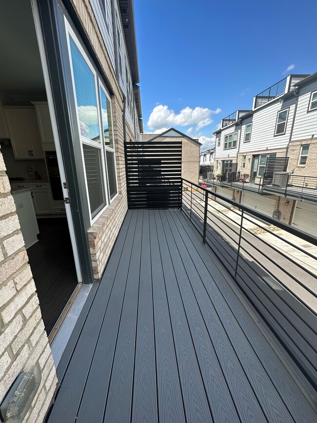 Building Photo - 324 Hastings Run Dr