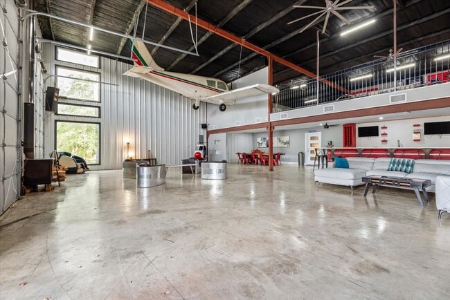 Building Photo - 30400 Highland Blvd