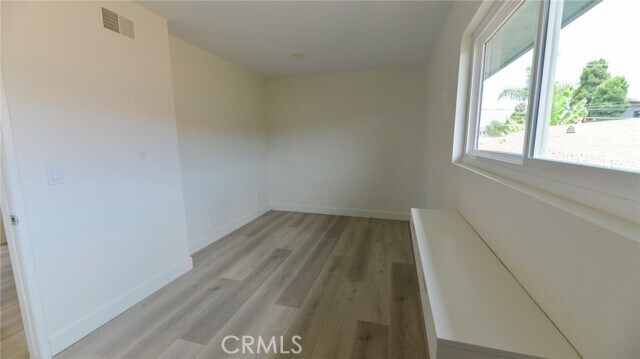 Building Photo - 218 Avenida Rosa