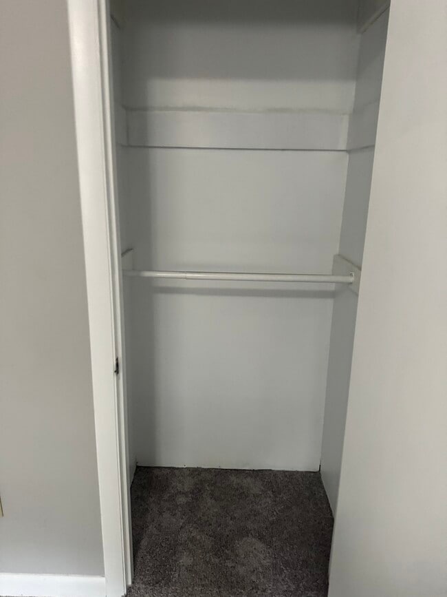 Building Photo - 315 Richmond St