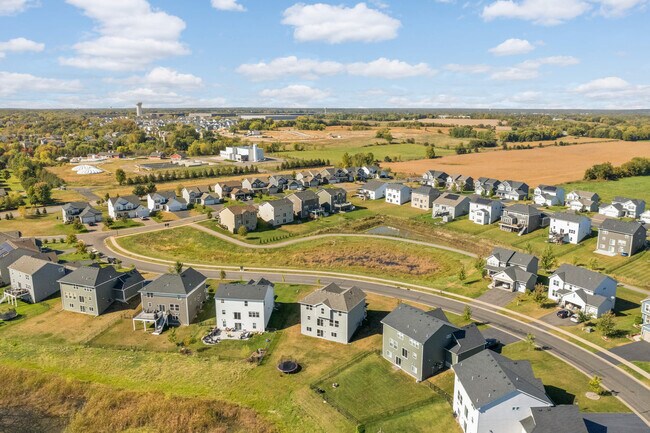 Building Photo - 17545 57th St NE