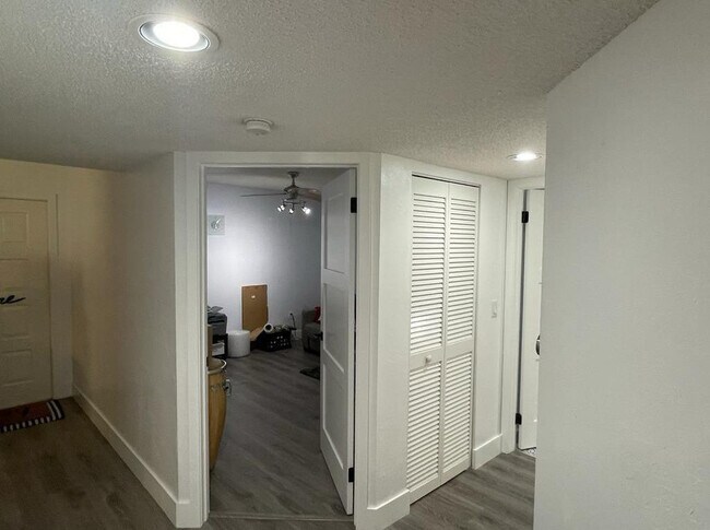 Building Photo - 7776 Trent Dr