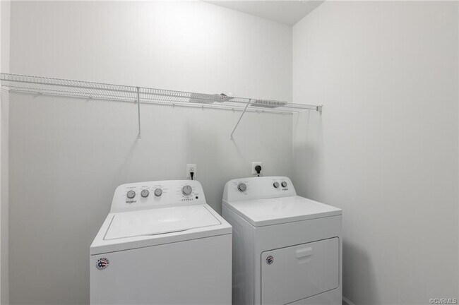 Building Photo - 4844 Wild Horse Ln