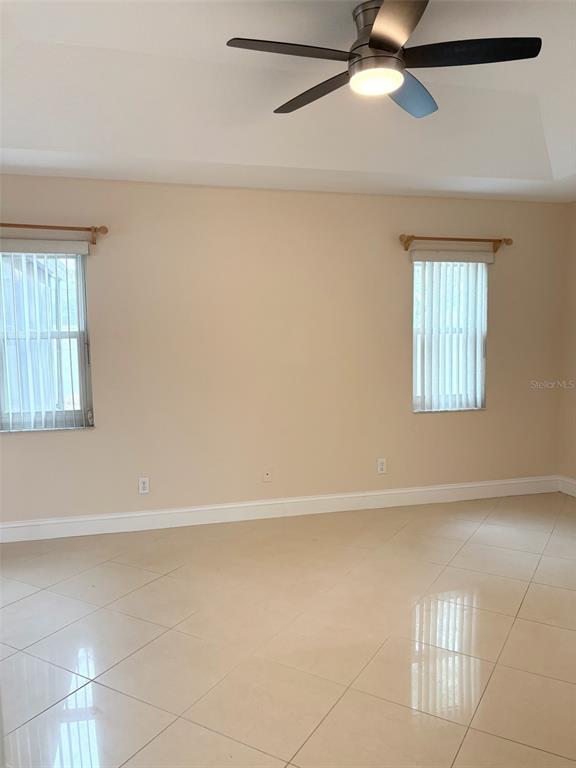 Building Photo - 1601 Silhouette Dr